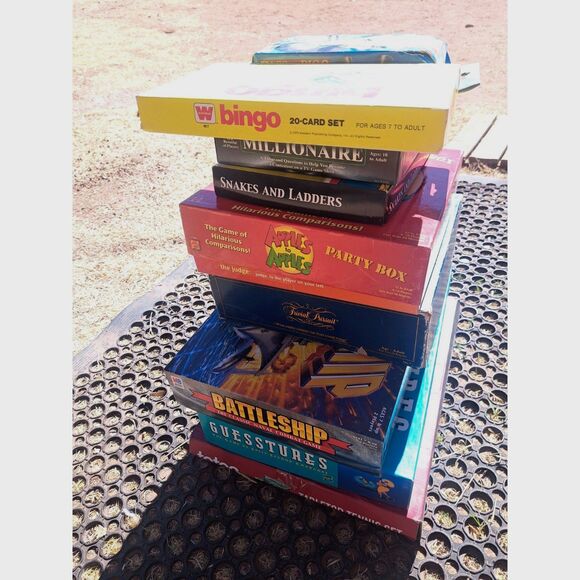 9 BEST 90's games! Guesstures-Battleship-Apples-Trival-Tabletop Tennis MORE - Picture 2 of 11